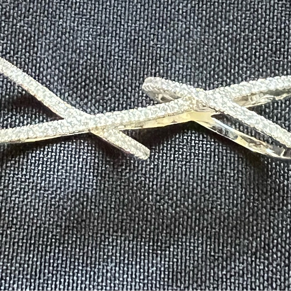 Nice & Bella Double Criss-Cross Ring - Picture 2 of 4